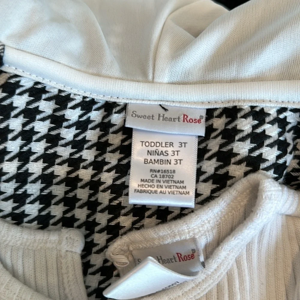 Two piece set - Picture 3 of 4